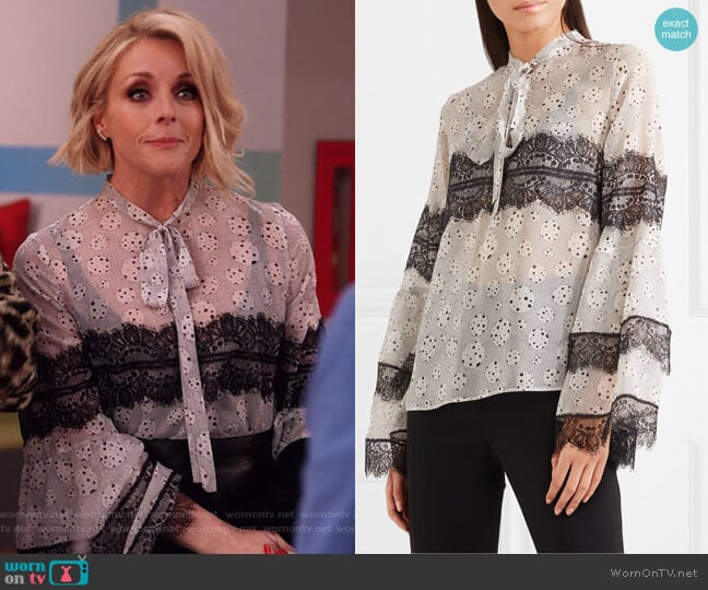 Pussy-bow lace-trimmed printed silk-chiffon blouse by Giambattista Valli worn by Jacqueline Voorhees (Jane Krakowski) on Unbreakable Kimmy Schmidt