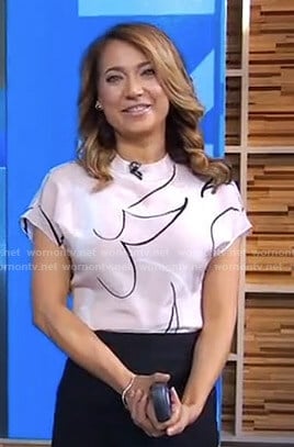 Ginger’s pink printed top on Good Morning America