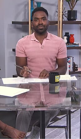 Justin’s pink polo shirt and grey grid checked pants on E! News Daily Pop