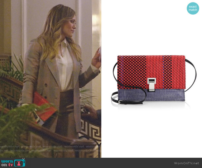 Woven Small Lunch Bag by Proenza Schouler worn by Kelsey Peters (Hilary Duff) on Younger