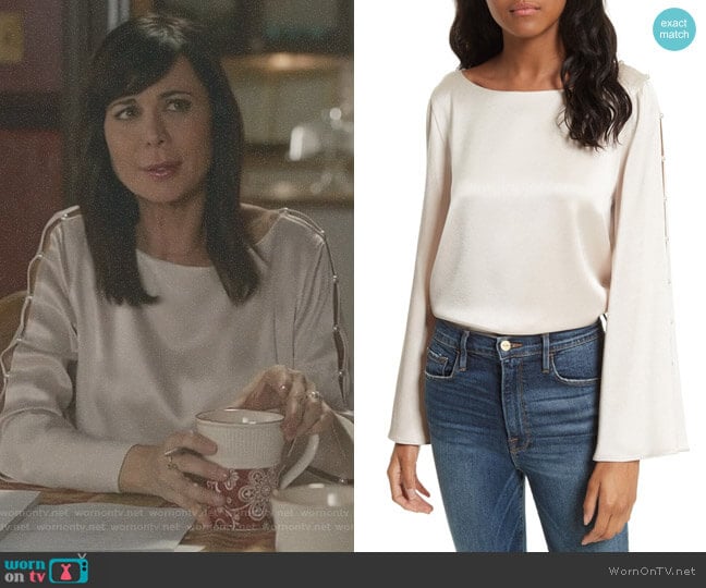 Wornontv Cassies Pearl Buttoned Sleeve Top On Good Witch Catherine Bell Clothes And