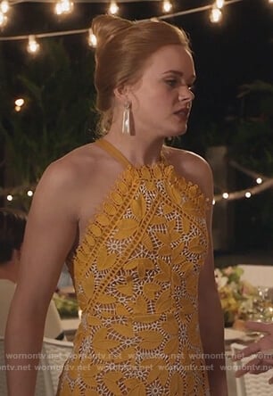 Eliza's yellow lace dress on The Fosters
