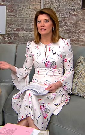 Norah’s white floral keyhole dress on CBS This Morning