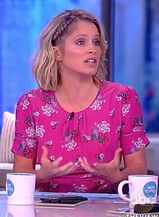 Sara’s pink floral print dress on The View