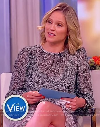 Sara's green printed silk mini dress on The View