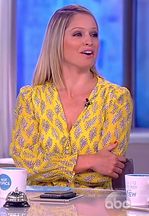 Sara’s yellow floral print v-neck dress on The View