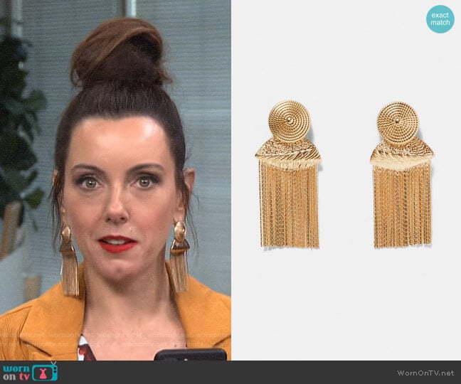 Earrings with Chain Fringing by Zara worn by Melanie Bromley on E! News