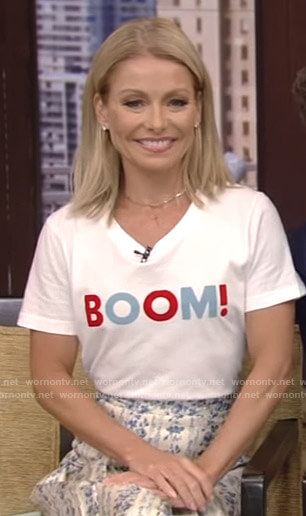 Kelly's white Boom tee on Live with Kelly and Ryan