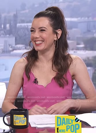 Melanie’s pink scalloped camisole on E! News Daily Pop