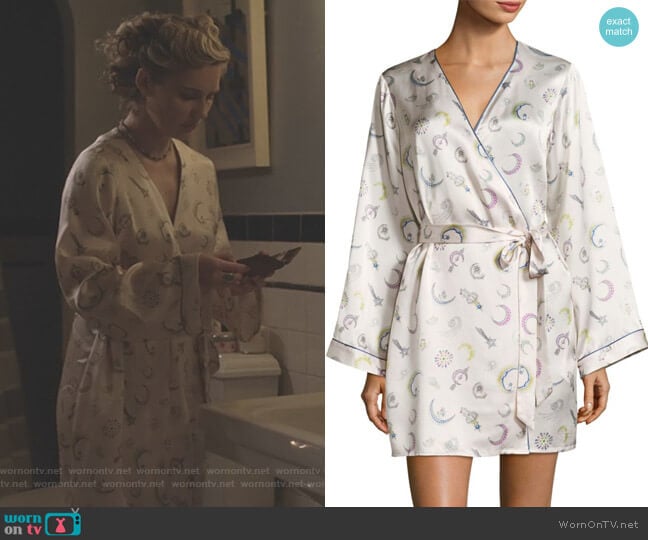 Langly Silk Robe by Morgan Lane worn by Scarlett O'Connor (Clare Bowen) on Nashville