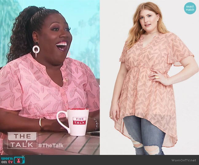 Pink Hi-Lo Babydoll Tunic by The Lexie at Torrid worn by Sheryl Underwood on The Talk