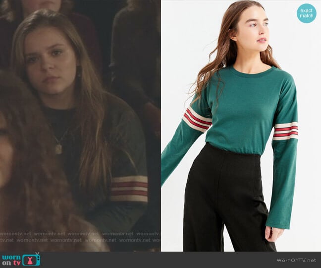 Tipped Striped Long Sleeve Tee by Urban Outfitters worn by Daphne Conrad (Maisy Stella) on Nashville