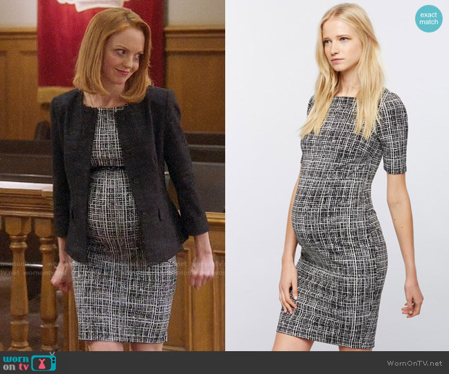 A Pea in the Pod Bodycon Maternity Sheath Dress- Black/White Print worn by Carol Anne Keane (Jayma Mays) on Trial and Error