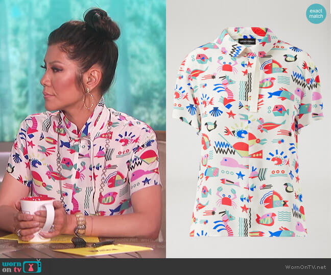 Fish-pattern silk blouse by Emporio Armani worn by Julie Chen on The Talk