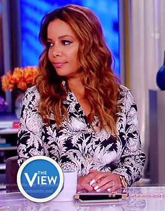 Sunny’s black floral print shirtdress on The View