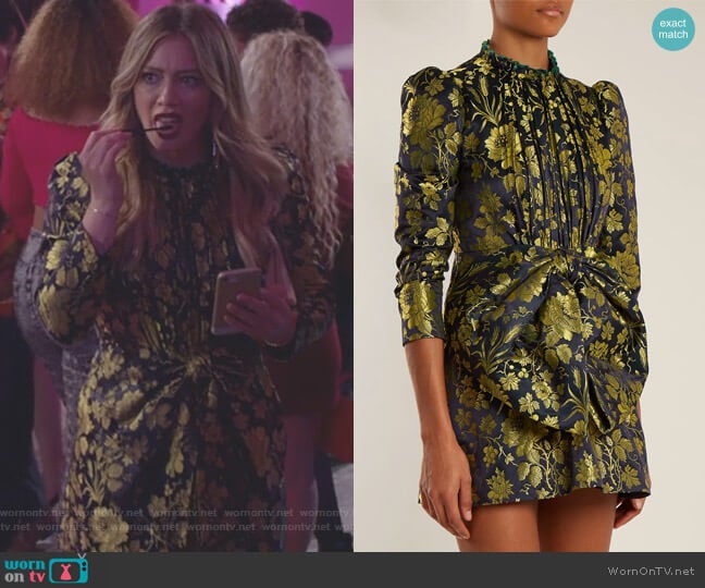 Romantic Flower-Jacquard High-Neck Dress by Gucci worn by Kelsey Peters (Hilary Duff) on Younger