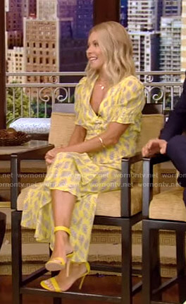 Kelly’s yellow print v-neck dress on Live with Kelly and Ryan