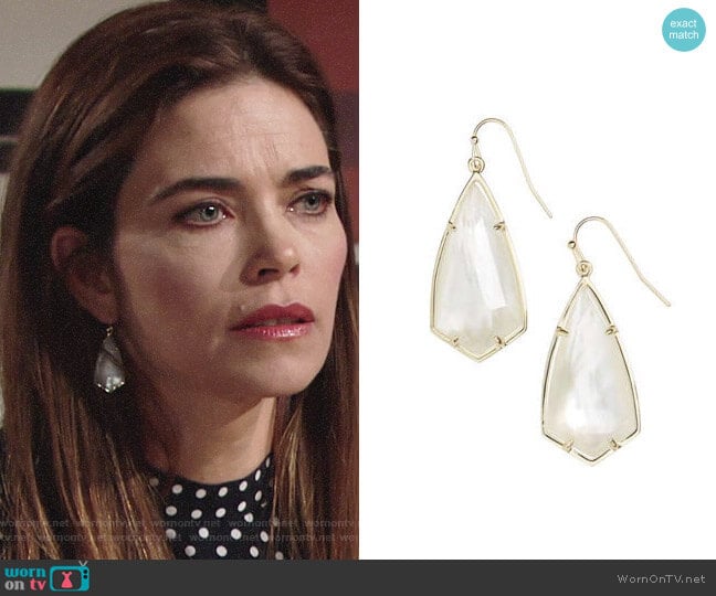 Kendra Scott Carla Earrings worn by Victoria Newman (Amelia Heinle) on The Young and the Restless