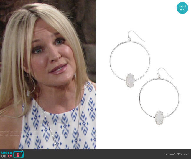 Kendra Scott Elora Frontal Hoop Earrings worn by Sharon Newman (Sharon Case) on The Young and the Restless