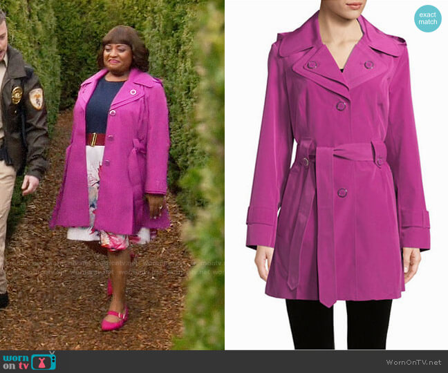 London Fog Double Lapel Rain Coat worn by Anne Flatch (Sherri Shepherd) on Trial and Error