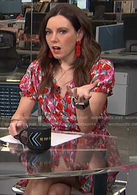 Melanie’s floral short sleeve wrap dress on Live from E!