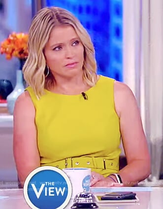 Sara’s yellow belted dress on The View