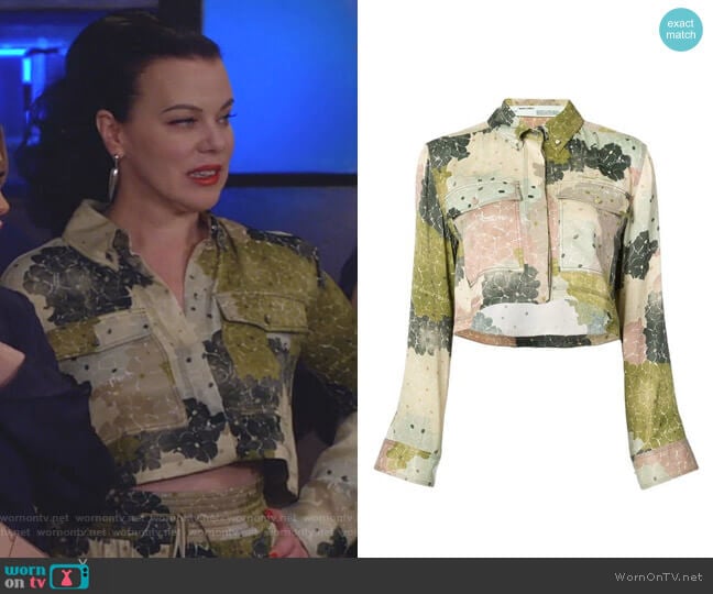 Floral Print Cropped Shirt by Off White worn by Maggie (Debi Mazar) on Younger