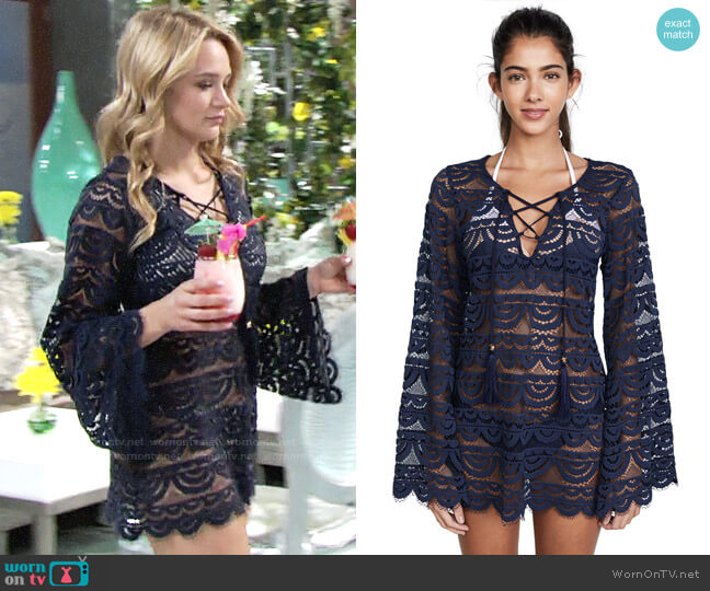 PilyQ Noah Tunic worn by Summer Newman (Hunter King) on The Young and the Restless