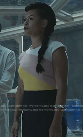 Reeva's colorblock cutout dress on The Gifted