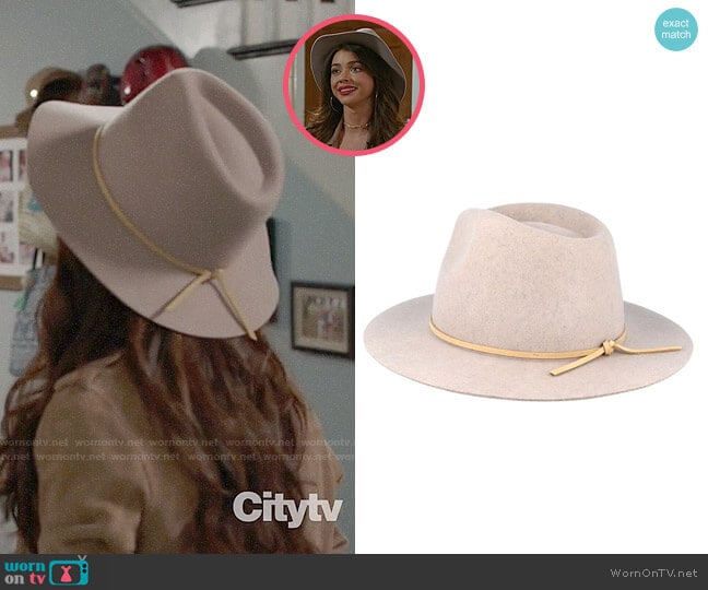 Brixton Wesley Hat in Heather Stone worn by Haley Dunphy (Sarah Hyland) on Modern Family