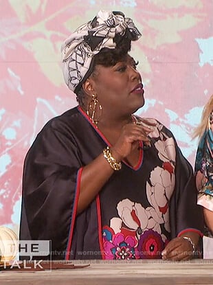 Sheryl’s floral v-neck drape top on The Talk