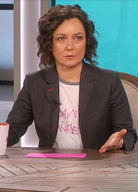 Sara’s Saint Laurent logo t-shirt on The Talk