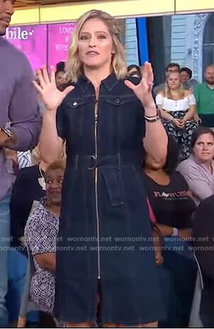 Sara’s zipped denim dress on GMA Day