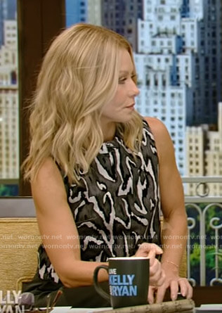 Kelly's zebra striped crop top on Live with Kelly and Ryan