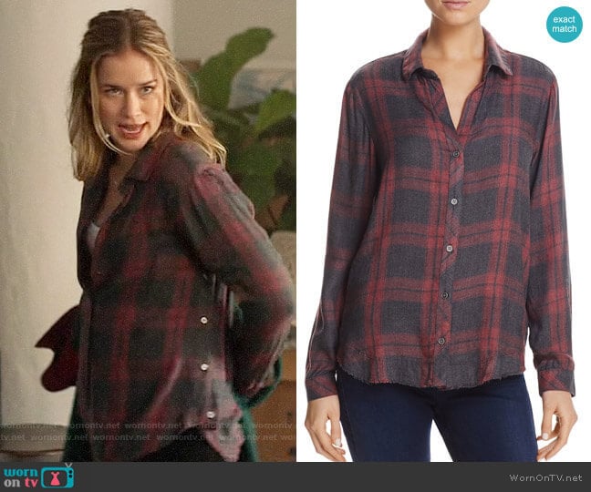 Bella Dahl Frayed-Hem Side-Button Shirt  worn by Guinevere Beck (Elizabeth Lail) on You