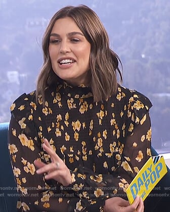 Carissa’s smocked floral print blouse on E! News Daily Pop