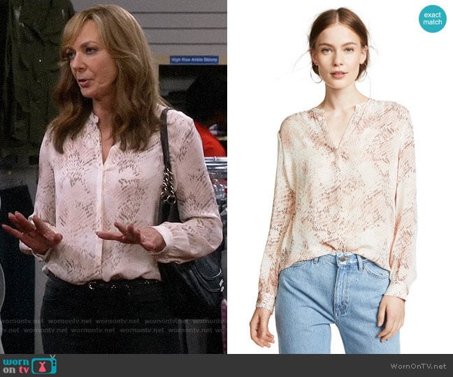 L'Agence Bardot Top worn by Bonnie Plunkett (Allison Janney) on Mom