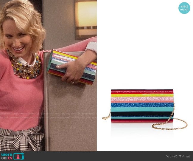 Sondra Roberts Resin Flap Clutch worn by Mandy Baxter (Molly McCook) on Last Man Standing