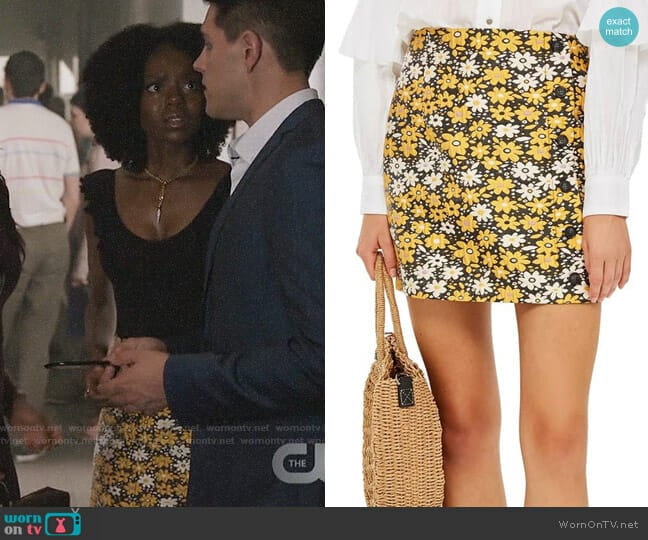 Topshop Daisy Jacquard Miniskirt worn by Josie McCoy (Ashleigh Murray) on Riverdale