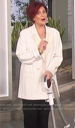 Sharon’s white oversized blazer on The Talk