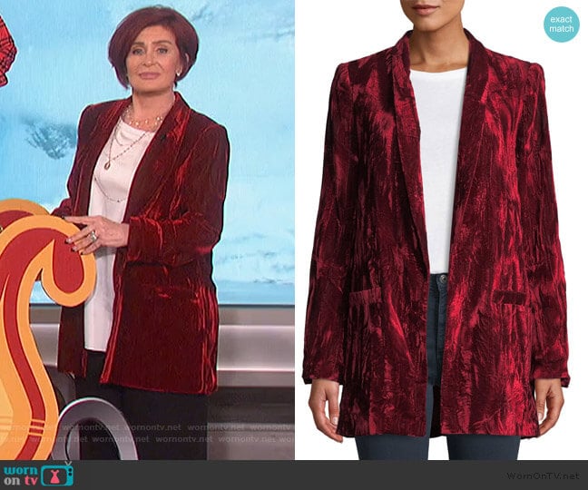 red velvet blazer outfit