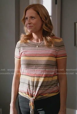 Lena's striped tie front tee on Splitting Up Together