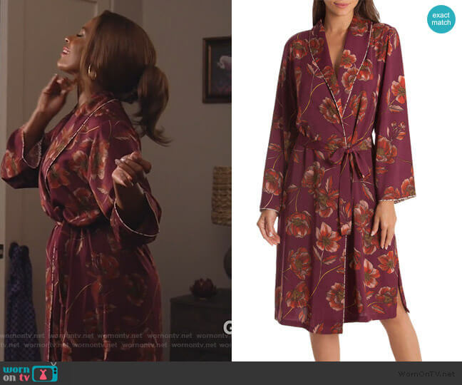 Austin Floral Robe by Midnight Bakery worn by Poppy (Kimrie Lewis) on Single Parents