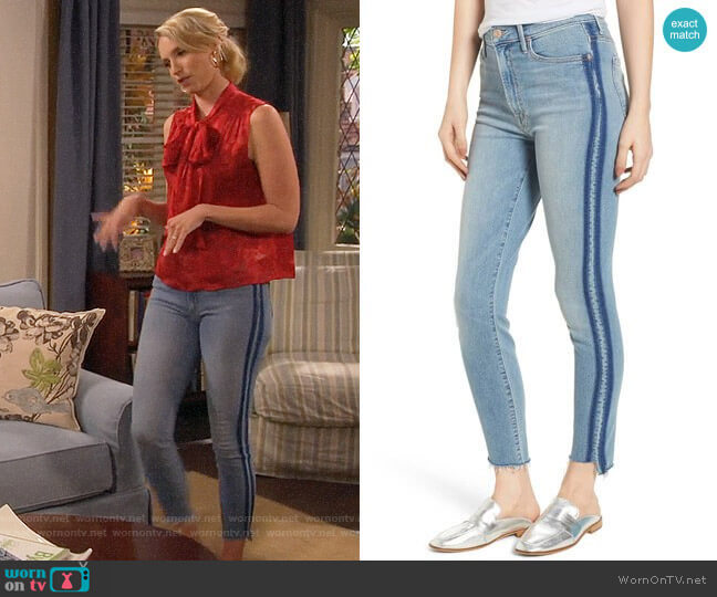 Mother The Stunner Jeans  worn by Mandy Baxter (Molly McCook) on Last Man Standing