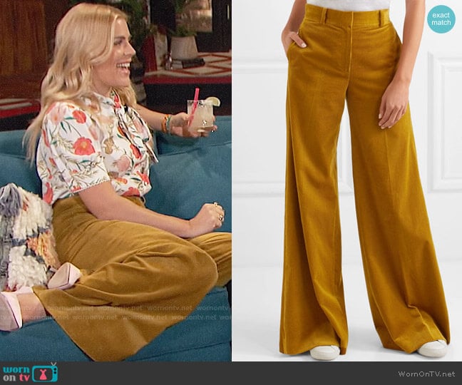 Bella Freud Bianca Pants worn by Busy Philipps on Busy Tonight