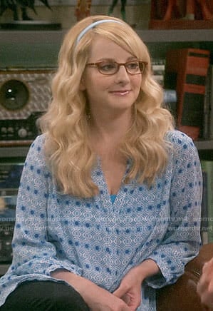 Bernadette’s blue medallion print blouse on The Big Bang Theory
