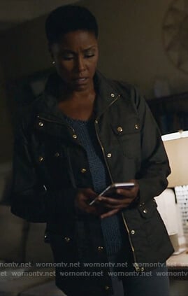 Lynn’s brown utility jacket on Black Lightning