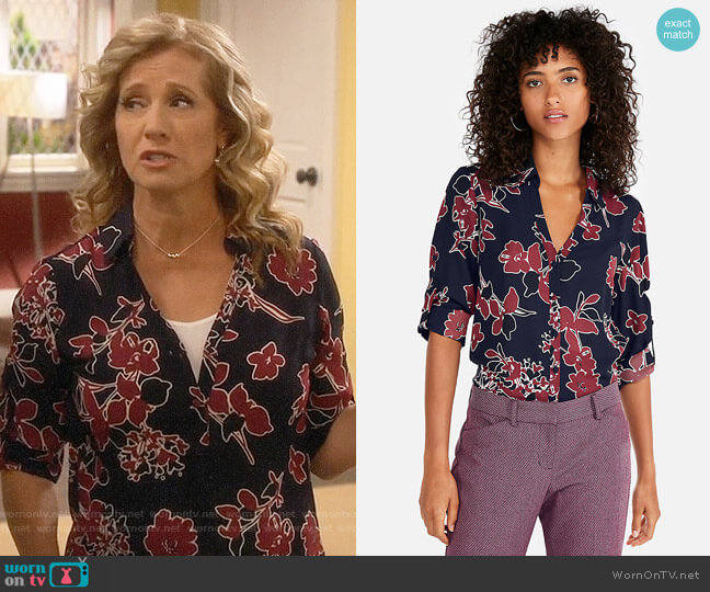 Express Slim Fit Covered Button Floral Portofino Shirt worn by Vanessa Baxter (Nancy Travis) on Last Man Standing