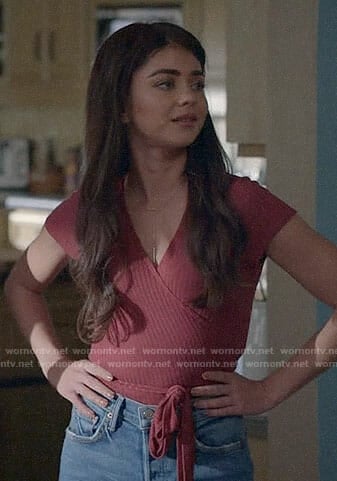 Haley's ribbed wrap top on Modern Family
