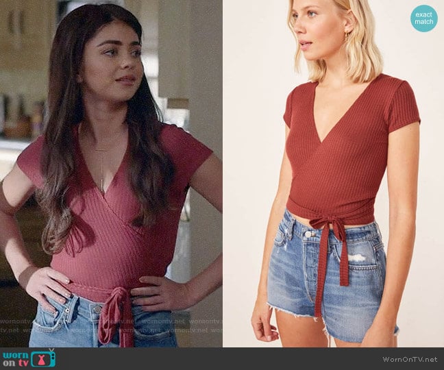 Reformation Flora Top worn by Haley Dunphy (Sarah Hyland) on Modern Family